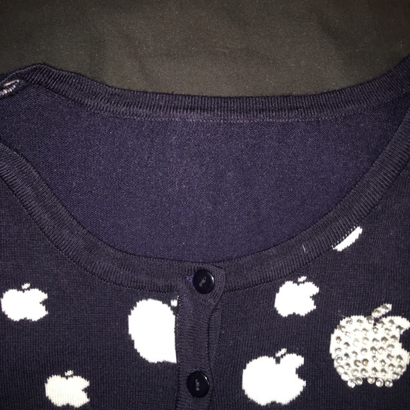 Unknown Brand Apple Cardigan With Rhinestones - Picture 8 of 8